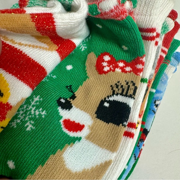 New Christmas themed holiday socks. 9 pairs of trainer socks. - Picture 11 of 12